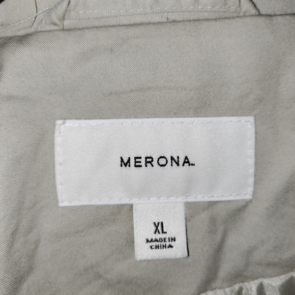 Spring Jacket with - Picture 2 of 3